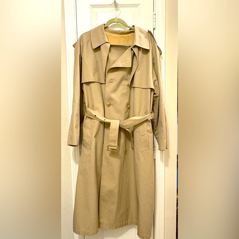 Men's Classic Tan Trench Coat